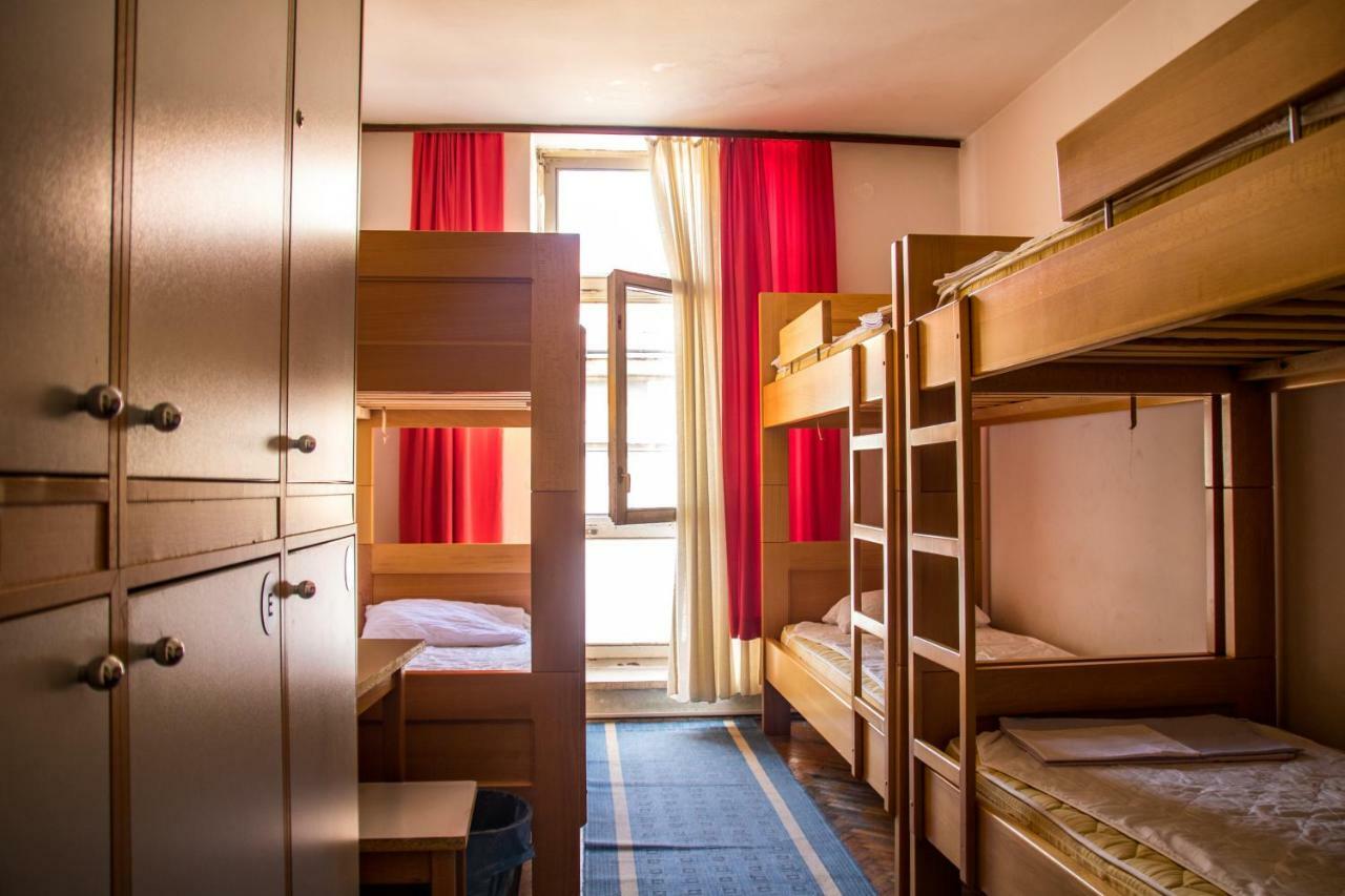 Hi Hostel Zagabria Esterno foto